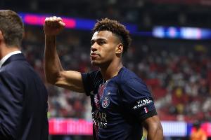 开云登录入口-今晚将是杜埃今年代表巴黎出战的第46场比赛，五大联赛球员中最高