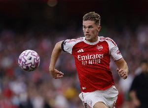 开云注册-约克雷斯：不清楚伊萨克内幕，俱乐部才拥有转会选择权而非球员