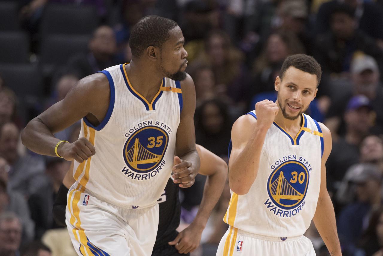 开云平台-库里：2016年杜兰特来勇士 因为他知道在这里能够打得开心&amp;amp;去争冠