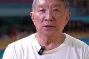 开云体育官网-宫鲁鸣：中国女篮肯定找强队去热身&amp;不怕输球 从现在就打世界强队