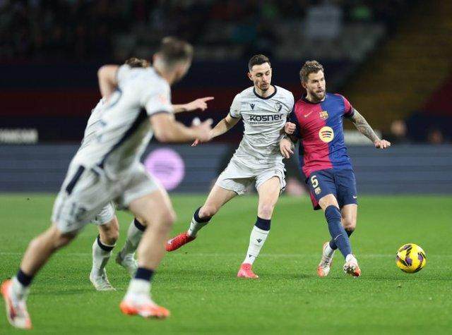 1743201997701043289.jpg aosasuna.jpg